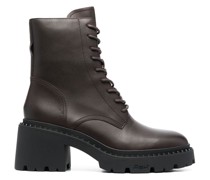Stiefel mit Schnürung