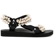 Sandalen mit Perlenverzierung