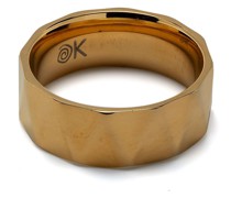 Breiter Ring mit kantiger Form