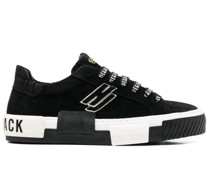 Sneakers mit Logo-Print