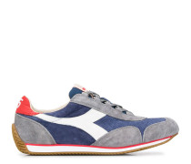 Sneakers mit Einsätzen