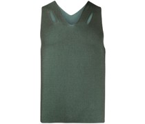 Geripptes Stricktop mit Cut-Outs
