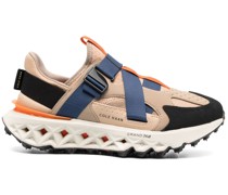 Sneakers mit Schnallenriemen