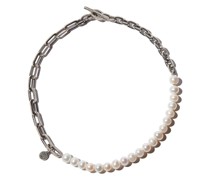 Armband mit Perlen