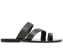 Klassische Sandalen