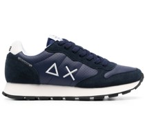 Klassische Sneakers