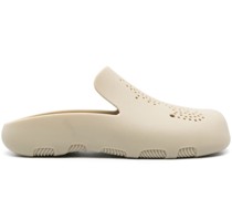 Stingray perforated clogs