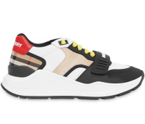 Sneakers mit Vintage-Check