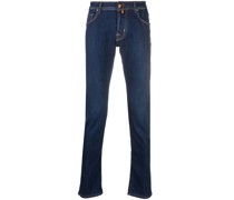 Tief sitzende Slim-Fit-Jeans