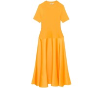 Ausgestelltes Midikleid