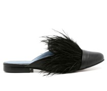 Slipper mit Federn