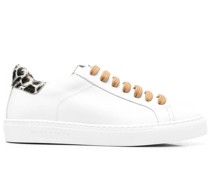 Sneakers mit Leoparden-Ferse