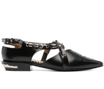 Ballerinas mit spitzer Kappe