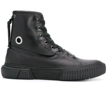 High-Top-Sneakers