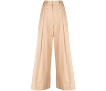Weite Hose mit Falten