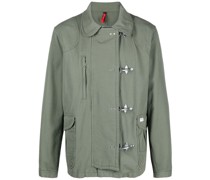 Jacke mit Hakenverschluss