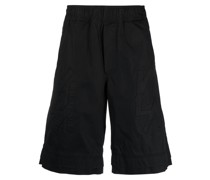 Knielange Shorts mit Logo