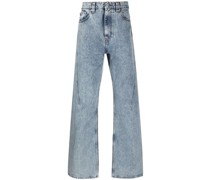 Gerade Jeans mit Logo-Stickerei