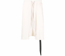 Shorts mit tiefem Schritt
