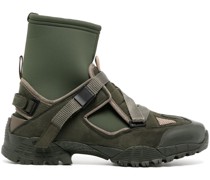 High-Top-Sneakers mit Schnallenriemen