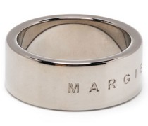 Ring mit Logo-Gravur