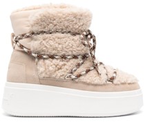 Schnürstiefel aus Wildleder