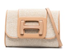 Clutch mit Logo-Applikation