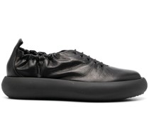 Sneakers mit runder Kappe