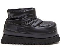 Stiefel mit runder Kappe