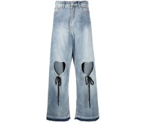 Jeans mit Cut-Outs in Herzform