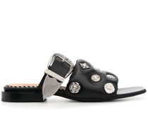 Sandalen mit Nieten