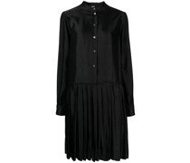 Kleid mit Falten