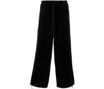 Samthose mit weitem Bein