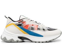 Sneakers mit Einsätzen