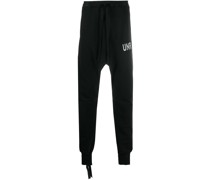 Jogginghose mit tiefem Schritt