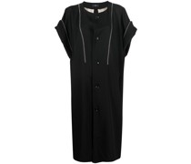 Kleid mit Kontrastnähten