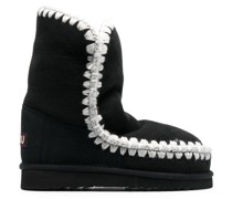 Stiefel mit dicker Sohle