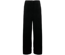 Samthose mit weitem Bein