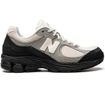 2002R Sneakers