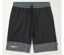 Gerade geschnittene Shorts aus Taft mit Kordelzugbund und Logostickerei