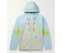 + Maison Kitsuné Kapuzenjacke aus Shell in Colour-Block-Optik