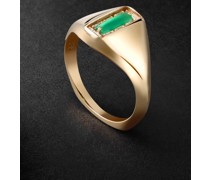 Ring aus Gold mit Chalcedon und Diamanten