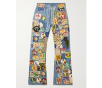 Ausgestellte Jeans mit Applikationen
