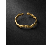 Kleiner Ear Cuff aus gehämmertem Gold