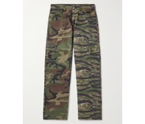 Gerade geschnittene Hose aus Baumwoll-Canvas mit Camouflage-Print