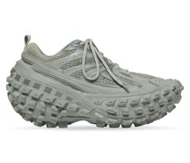 Defender Sneaker