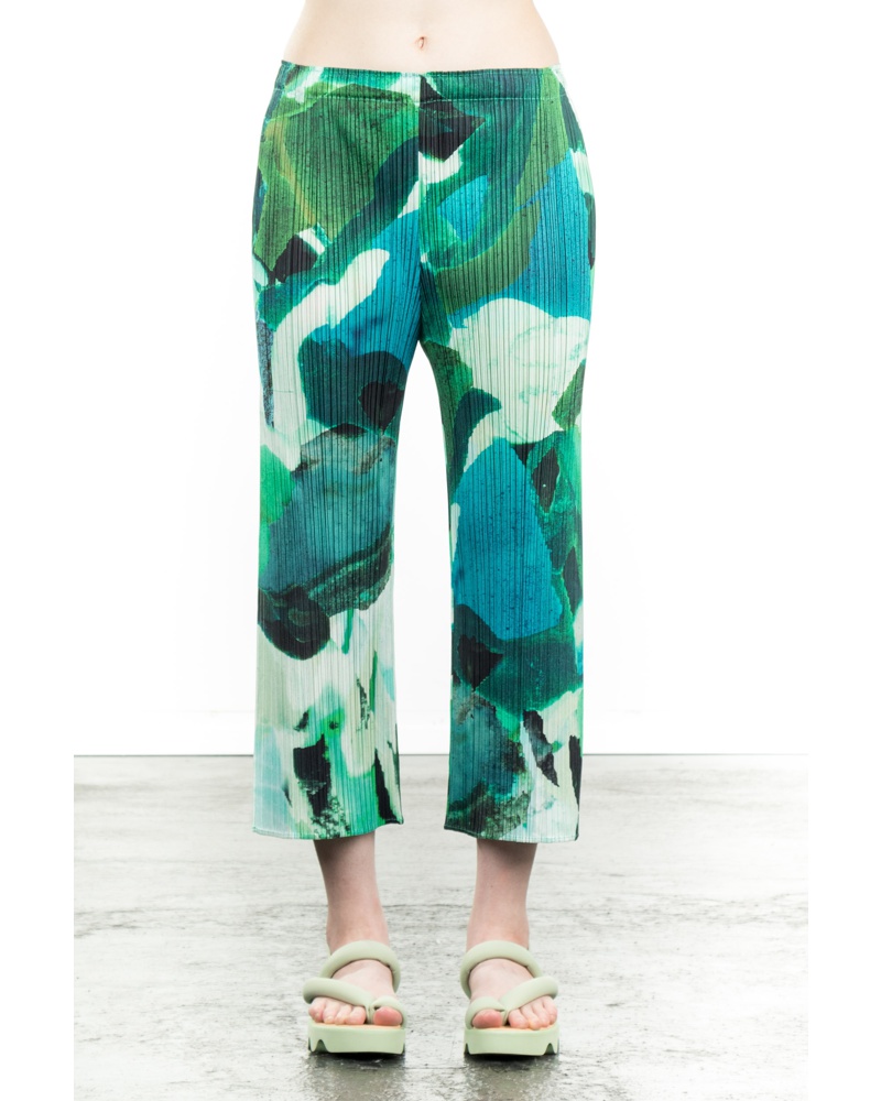 Issey Miyake Damen Plissee 7/8 Hose Print PETAL WALTZ grün