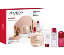 Shiseido Gesichtspflegelinien Benefiance Geschenkset BENEFIANCE Wrinkle Smoothing Cream Enriched 50 ml + Clarifying Cleansing Foam 15 ml + Treatment Softener 30 ml + ULTIMUNE Power Infusing Concentrate 10 ml