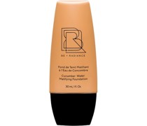 BE + Radiance Make-up Teint Cucumber Water Matifying Foundation Nr. 33 Medium Tan / Golden Yellow