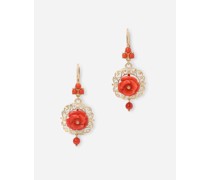 Coral leverback earrings in yellow 18kt gold with coral roses